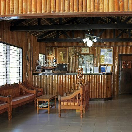 Whispering Palms Island Resort Баколод Екстер'єр фото