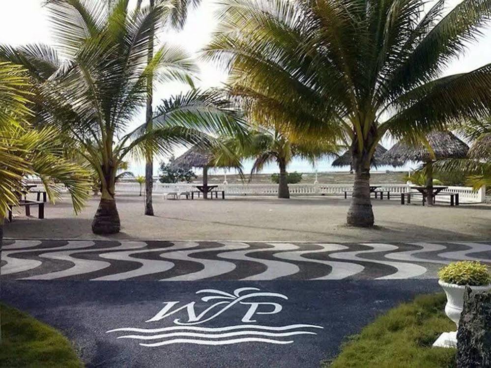 Whispering Palms Island Resort Баколод Екстер'єр фото